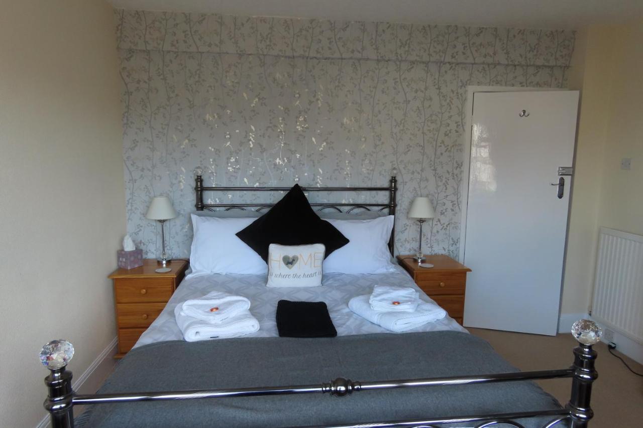Lysander Hotel Скарборо Экстерьер фото