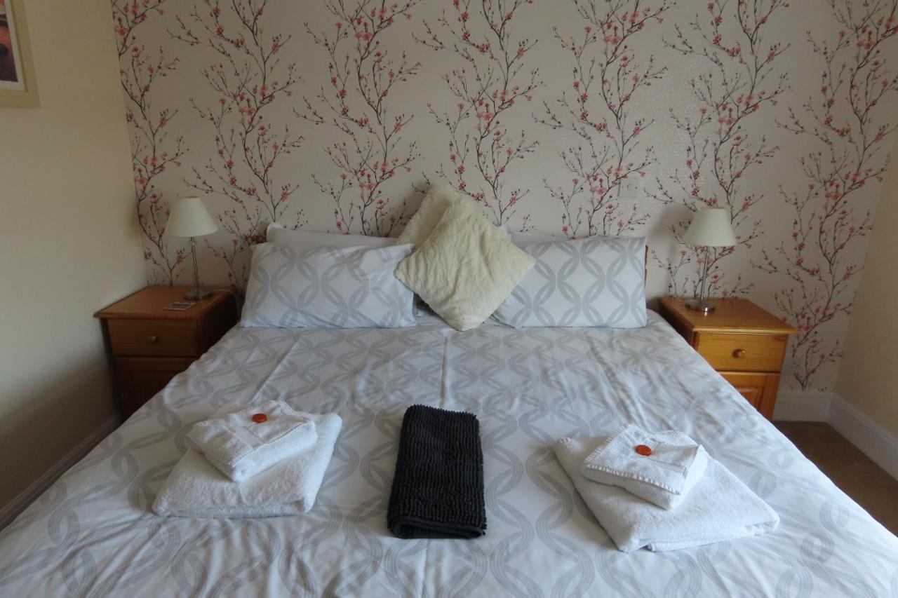 Lysander Hotel Скарборо Экстерьер фото