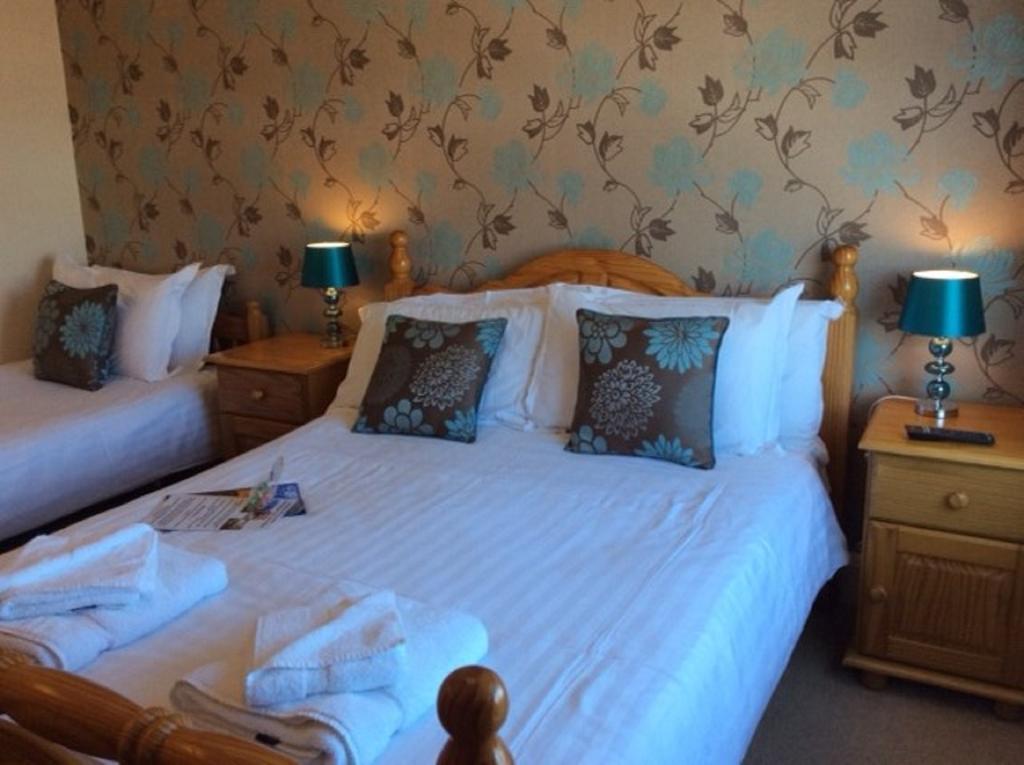 Lysander Hotel Скарборо Экстерьер фото