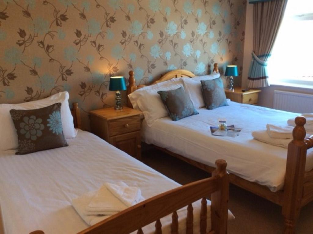 Lysander Hotel Скарборо Экстерьер фото