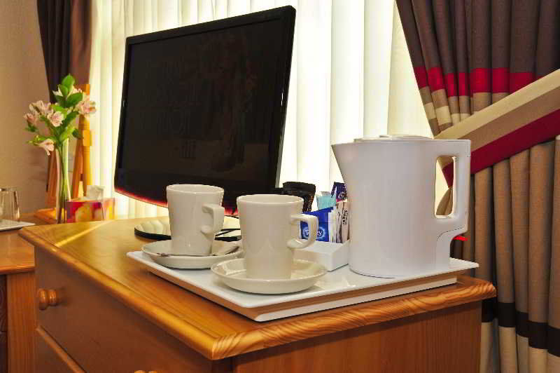 Lysander Hotel Скарборо Экстерьер фото